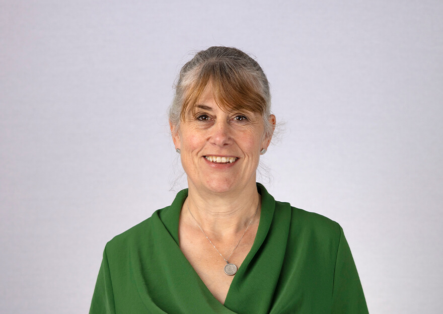 Anna Zatouroff